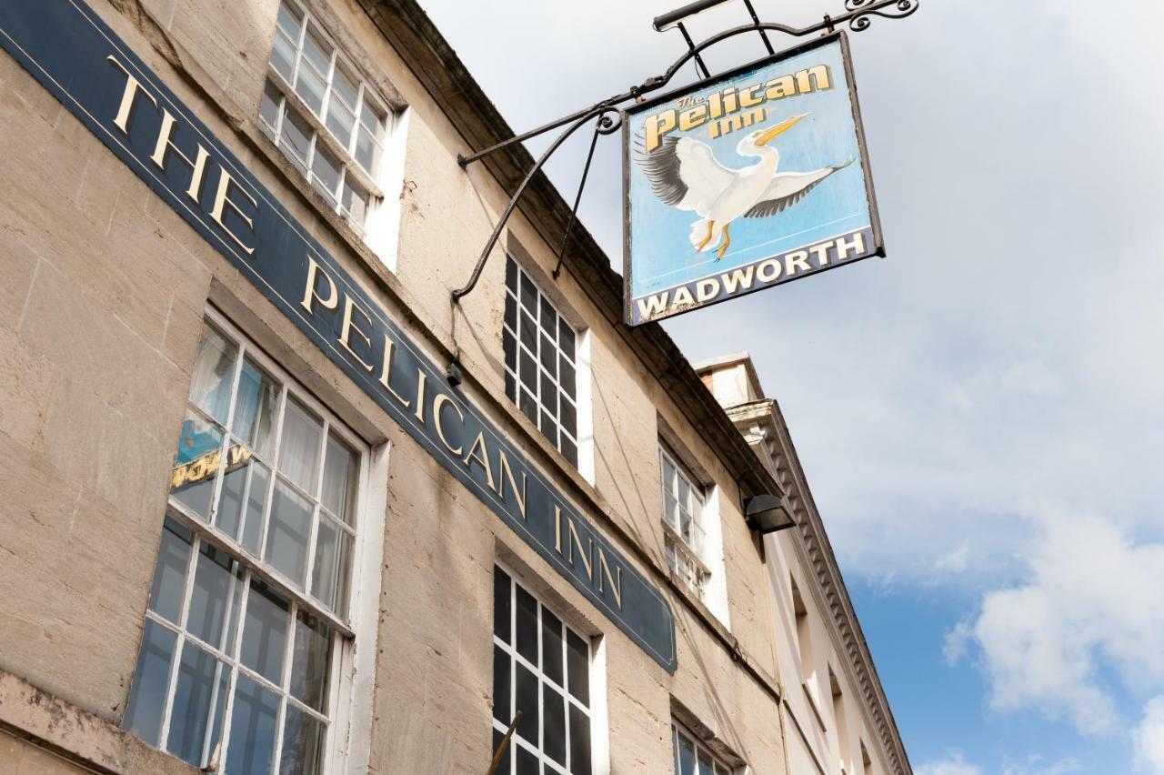 The Pelican Inn Девизес Екстериор снимка